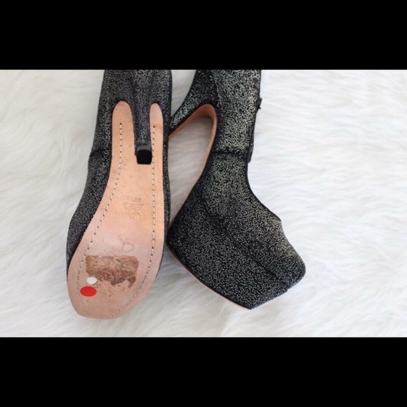 Alice + Olivia Leather Metallic Platform Pumps - Picture 3 of 3